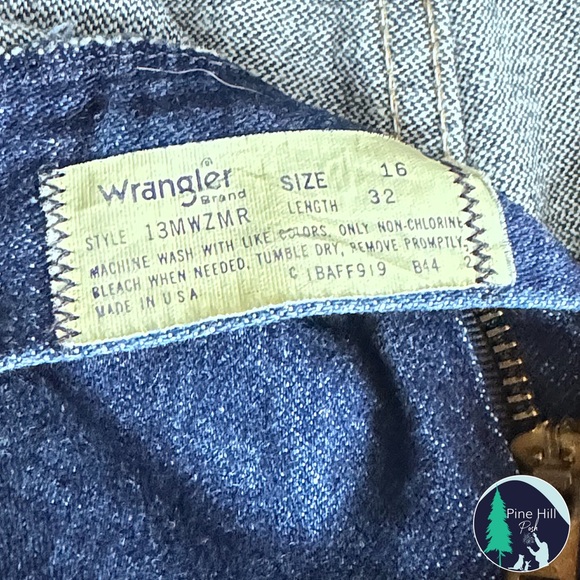 Vintage Wrangler Jeans 30x26 Blue Dark Wash Raw Hem High Rise Straight Made USA - Picture 6 of 8